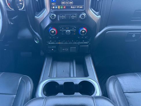Used 2022 Chevrolet Silverado 3500 High Country w/ Z71 Off-Road Package AWD/4WD image 43