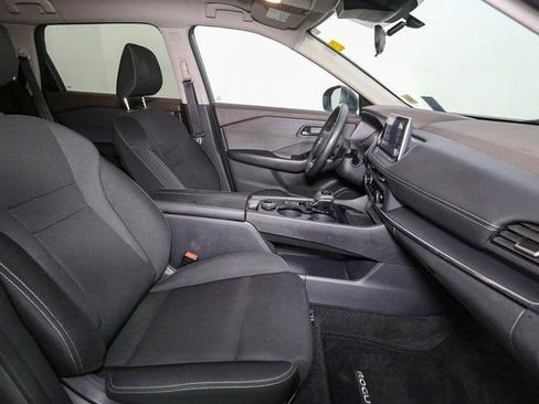Used 2023 Nissan Rogue S image 15