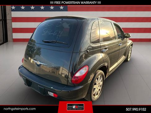 Used 2009 Chrysler PT Cruiser Touring image 3
