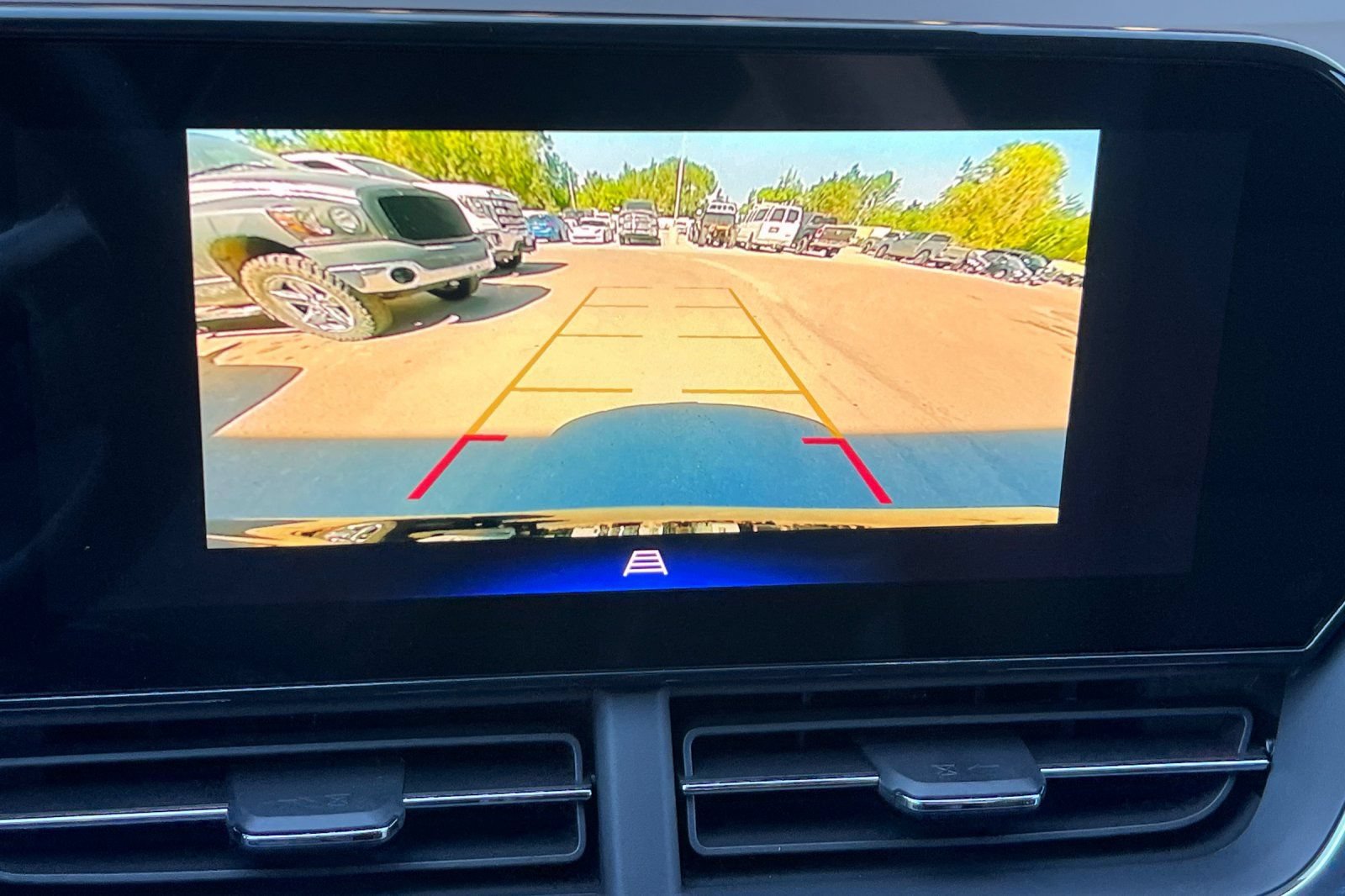 New 2026 Chevrolet Trax RS w/ Sunroof Package FWD image 16