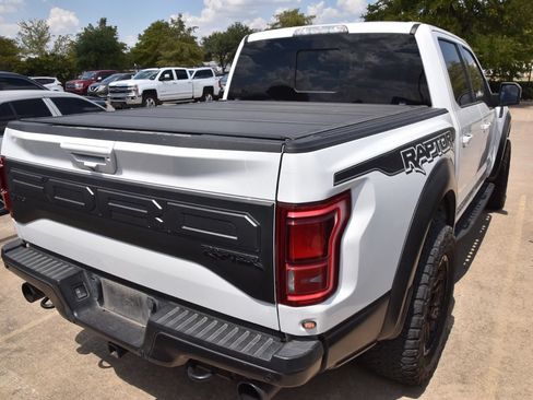 Used 2019 Ford F150 Raptor w/ Equipment Group 802A Luxury AWD/4WD image 5