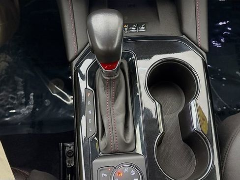 Used 2021 Chevrolet Blazer RS w/ Enhanced Convenience Package image 17