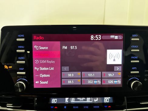 Used 2023 Toyota Sienna XLE image 30