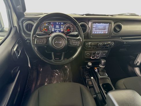 Used 2021 Jeep Gladiator Sport image 17