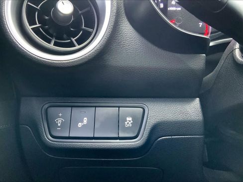 Used 2023 Kia Forte GT image 32