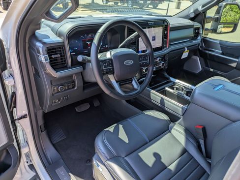 New 2026 Ford F250 Platinum w/ Tremor Off-Road Package image 15