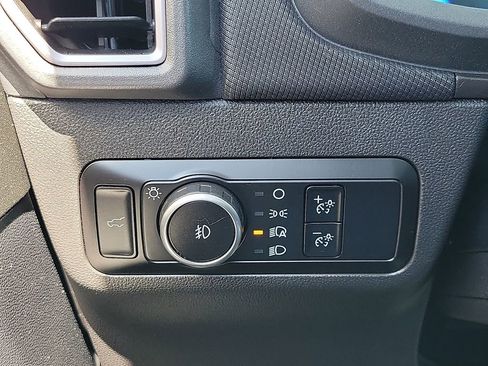 Certified 2025 Ford Bronco Sport Outer Banks w/ Outer Banks Tech Package+ AWD/4WD image 14