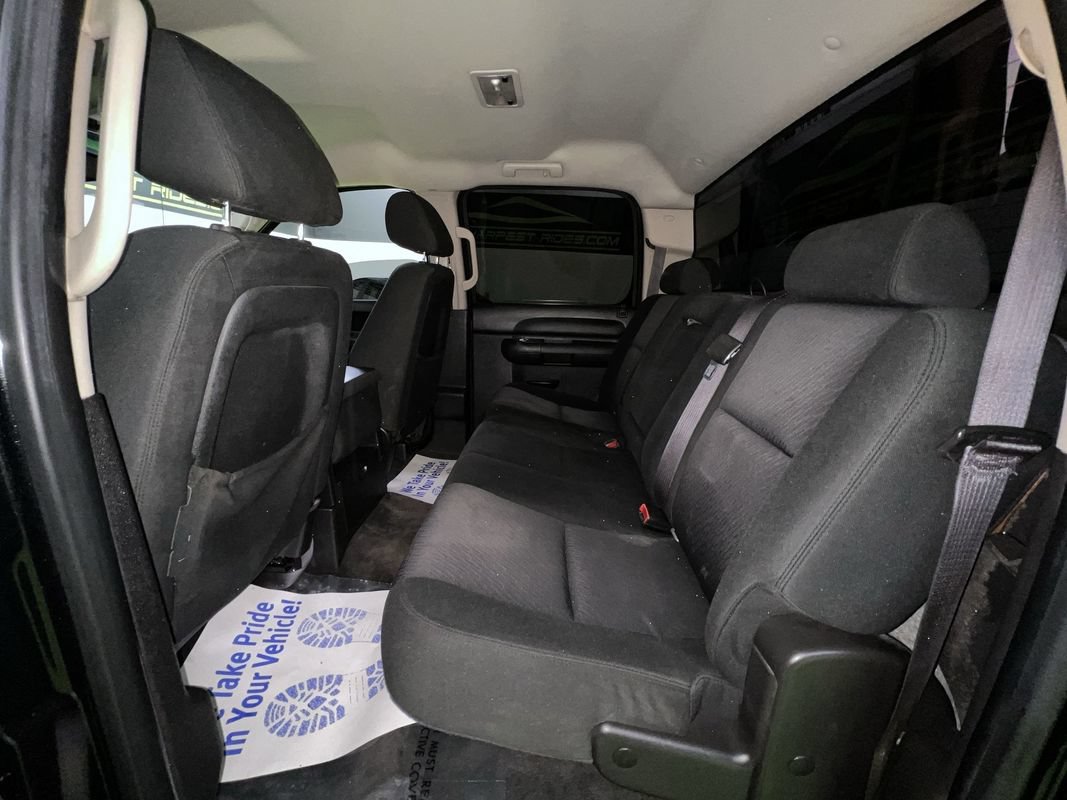 Used 2010 Chevrolet Silverado 1500 LT w/ Power Pack Plus AWD/4WD image 24