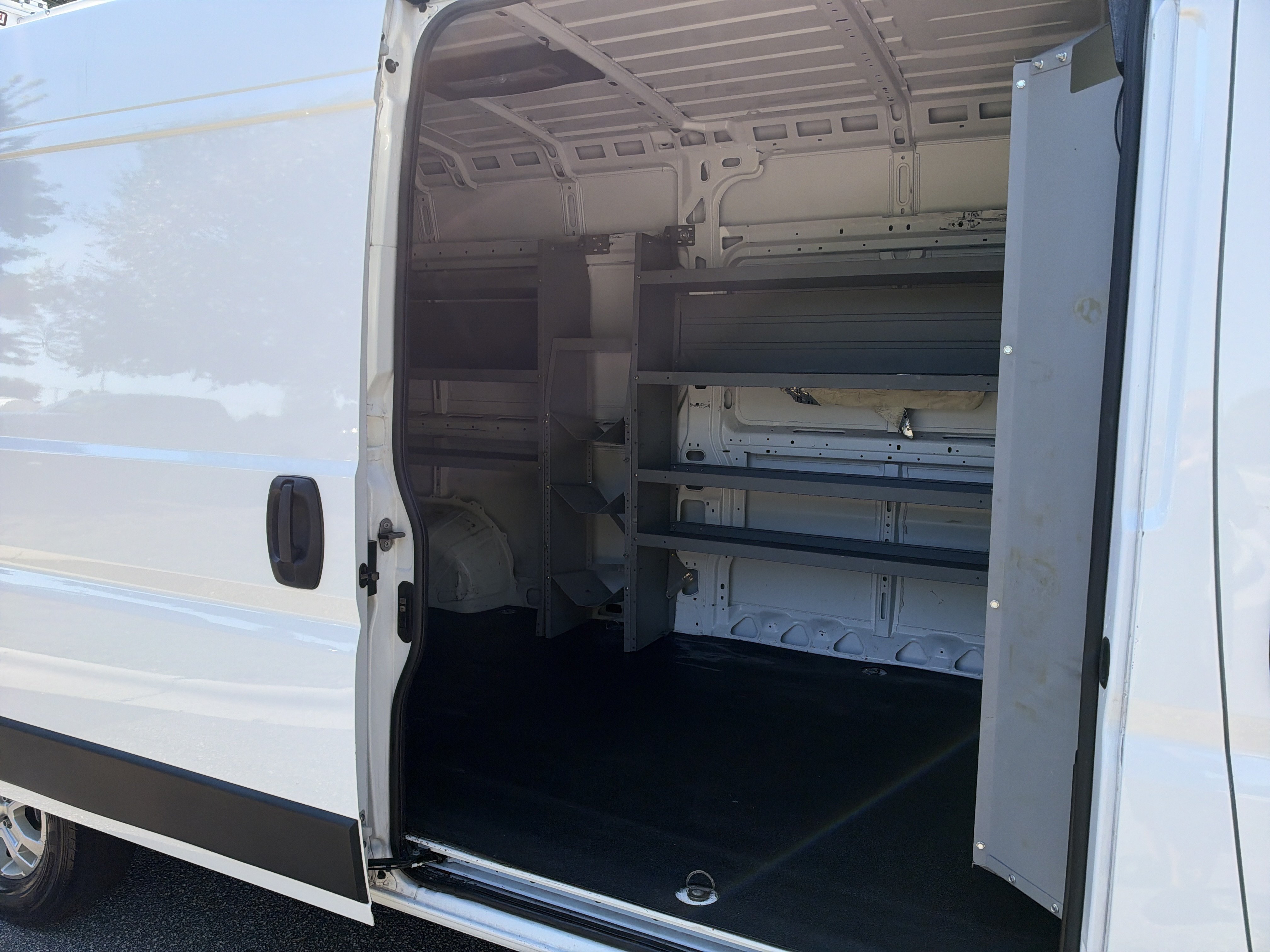 Used 2024 RAM ProMaster 2500 w/ Quick Order Package 22G SLT FWD image 29