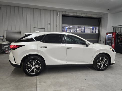Used 2023 Lexus RX 350 Premium image 7