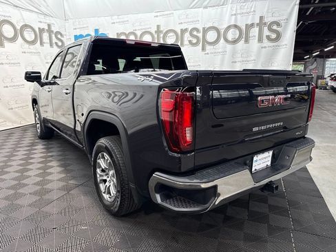 Used 2025 GMC Sierra 1500 SLT AWD/4WD image 4