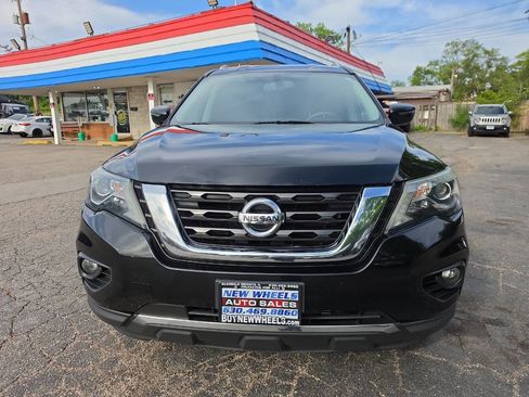 Used 2018 Nissan Pathfinder SV AWD/4WD image 4