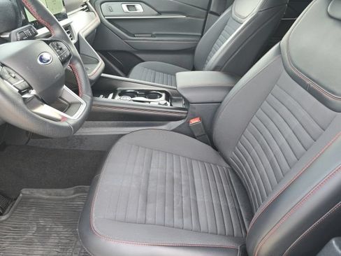 Used 2025 Ford Explorer ST-Line w/ Premium Package RWD image 10