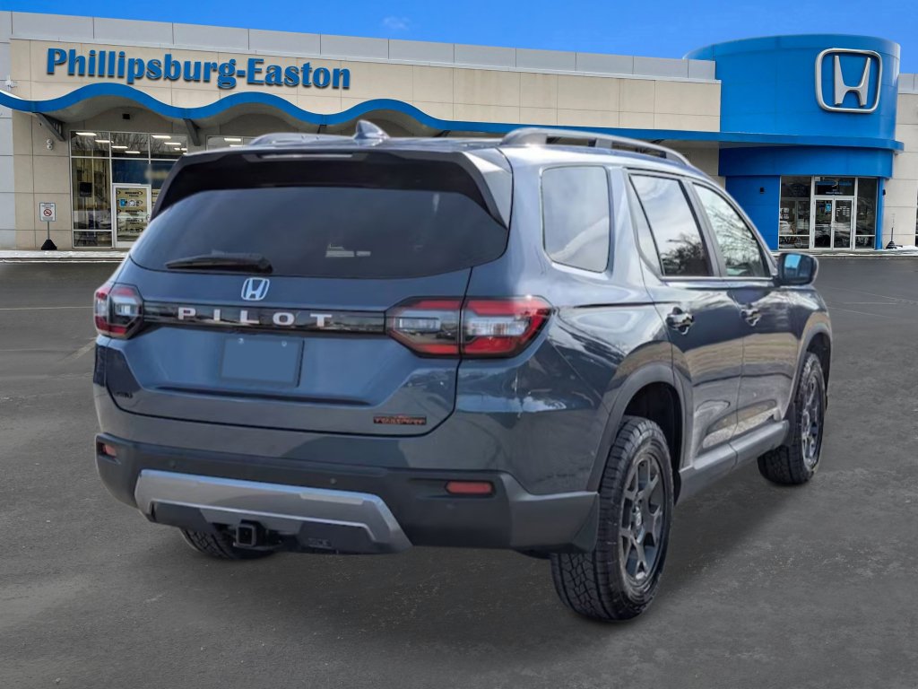 New 2026 Honda Pilot TrailSport image 5