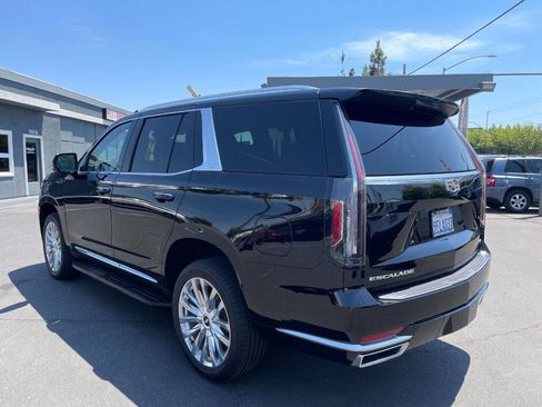 Used 2021 Cadillac Escalade Premium Luxury RWD image 5