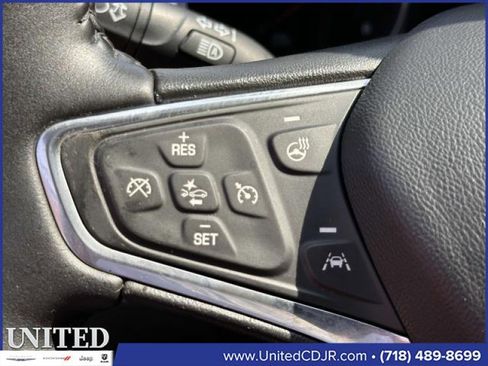 Used 2017 Chevrolet Malibu Premier w/ Premier Sun and Wheel Package image 22