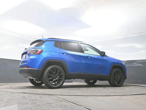 New 2026 Jeep Compass Latitude image 34