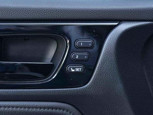 Used 2024 Honda Odyssey Touring image 41