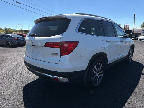 Used 2017 Honda Pilot Touring image 5