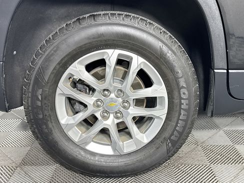 Used 2018 Chevrolet Traverse LS FWD image 32