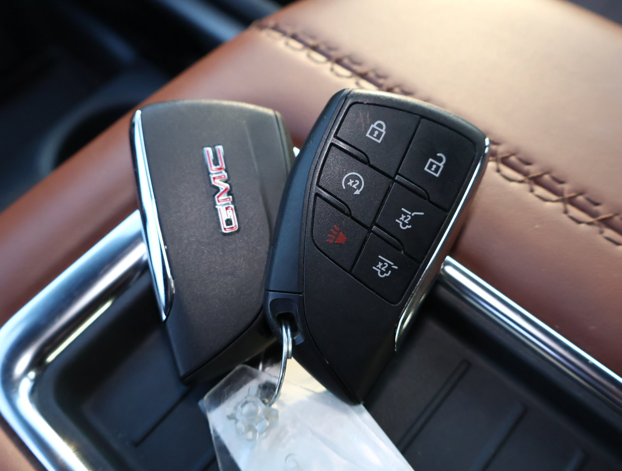 Used 2023 GMC Yukon Denali Ultimate AWD/4WD image 35