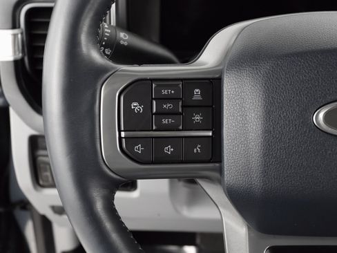 Used 2023 Ford F250 Limited w/ FX4 Off-Road Package image 16