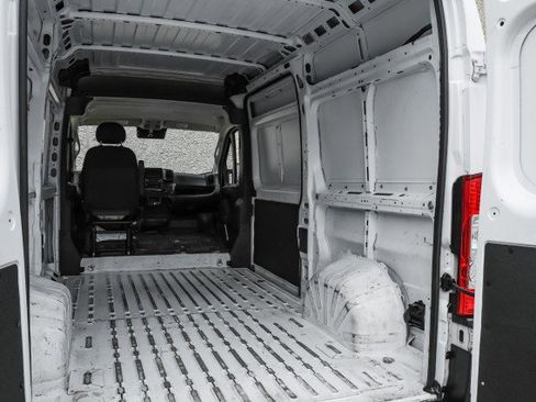 Used 2023 RAM ProMaster 2500 image 47