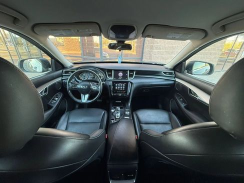 Used 2019 INFINITI QX50 Pure image 30