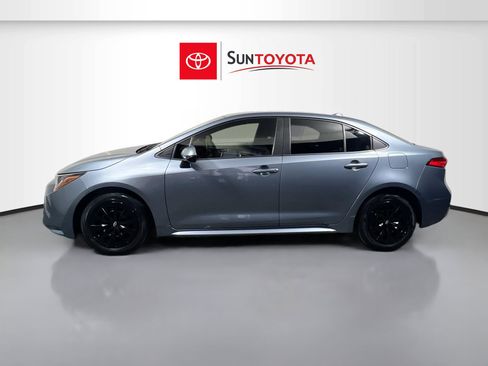Used 2022 Toyota Corolla LE image 7