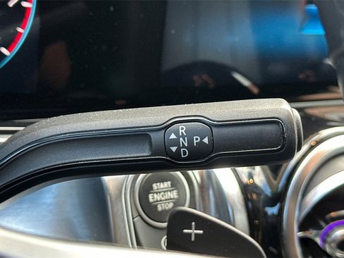 Used 2020 Mercedes-Benz GLB 250 GLB 250 image 21