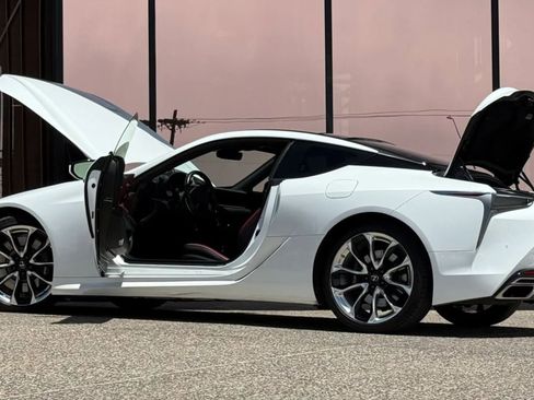 Used 2018 Lexus LC 500 Coupe w/ Sport Package RWD image 29
