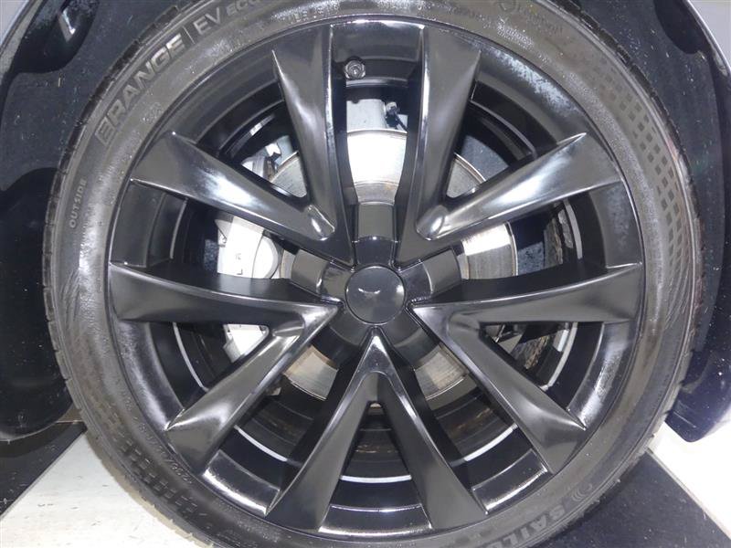 Used 2023 Tesla Model 3 Standard Range RWD image 26