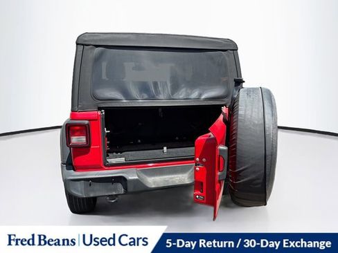 Used 2021 Jeep Wrangler Sport AWD/4WD image 33