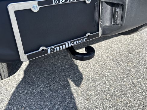 Used 2025 Jeep Wrangler Sport image 12