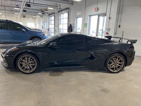Used 2024 Chevrolet Corvette 2DR STINGRAY CPE W/2LT w/ Z51 Performance Package image 5