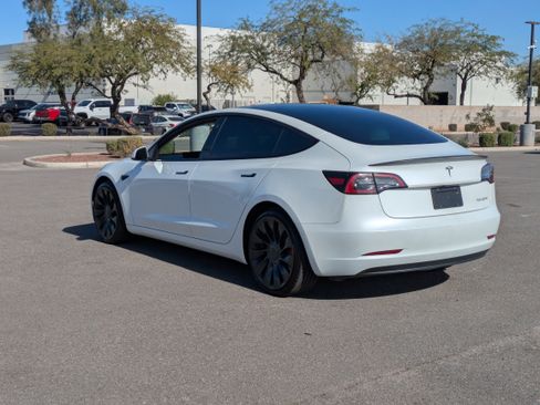 Used 2023 Tesla Model 3 Performance image 3