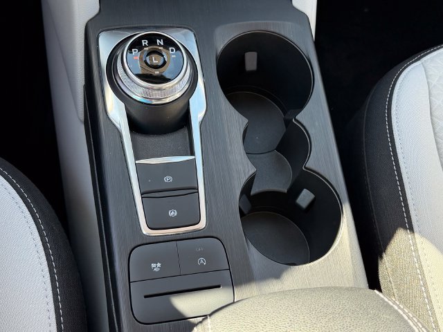 Used 2025 Ford Escape Active FWD image 17