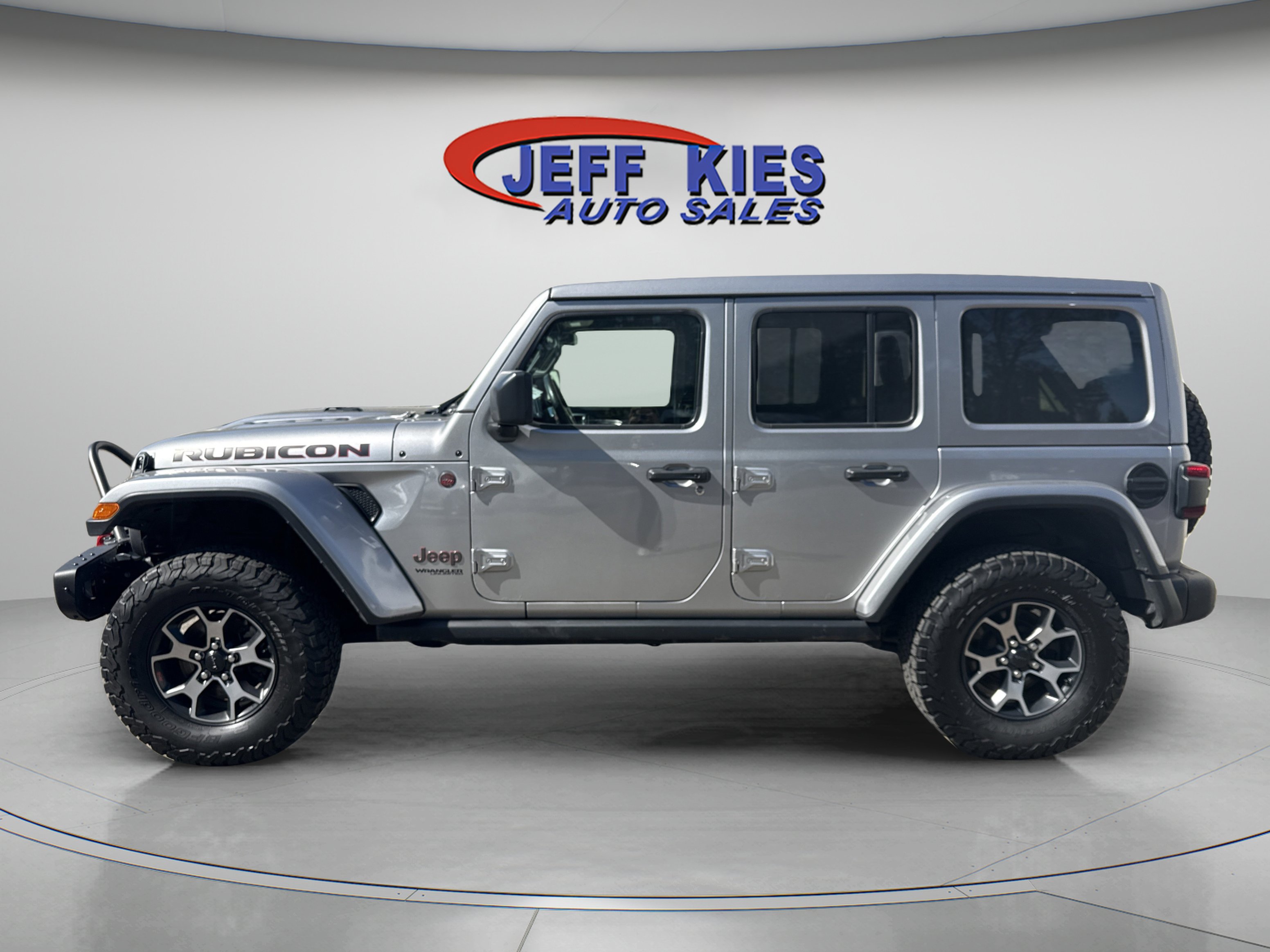 Used 2019 Jeep Wrangler Unlimited Rubicon w/ Steel Bumper Group AWD/4WD image 4