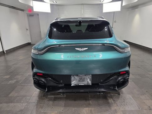 Used 2024 Aston Martin DBX 707 image 22