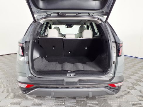 Certified 2024 Hyundai Tucson Limited FWD image 8