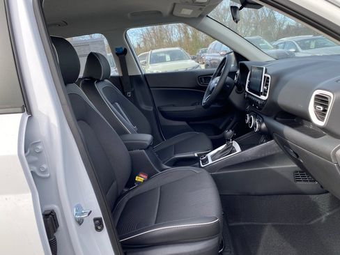 New 2026 Hyundai Venue SEL image 36