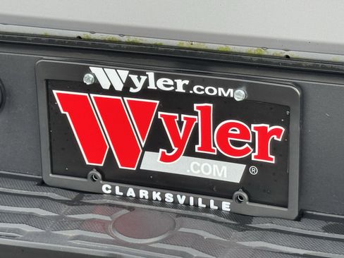 Used 2014 Toyota Tundra SR5 w/ SR5 Upgrade Package image 45