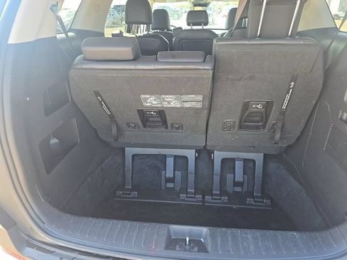 Certified 2025 Kia Carnival FWD image 13