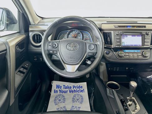 Used 2014 Toyota RAV4 Limited w/ Technology Package FWD image 23