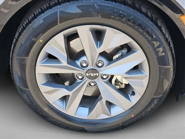 Used 2025 Kia Sportage SX FWD image 24