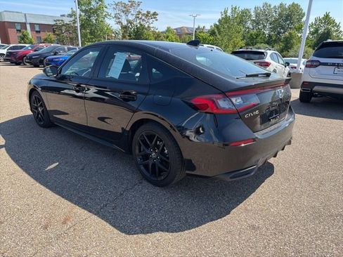 Certified 2025 Honda Civic Sport image 4