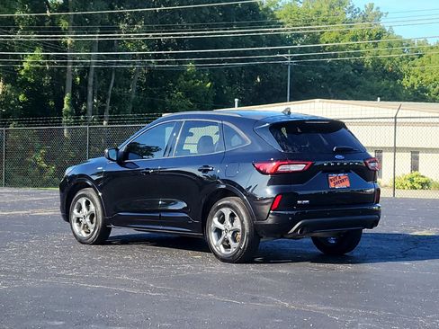 Used 2023 Ford Escape ST-Line w/ Tech Pack #1 AWD/4WD image 8