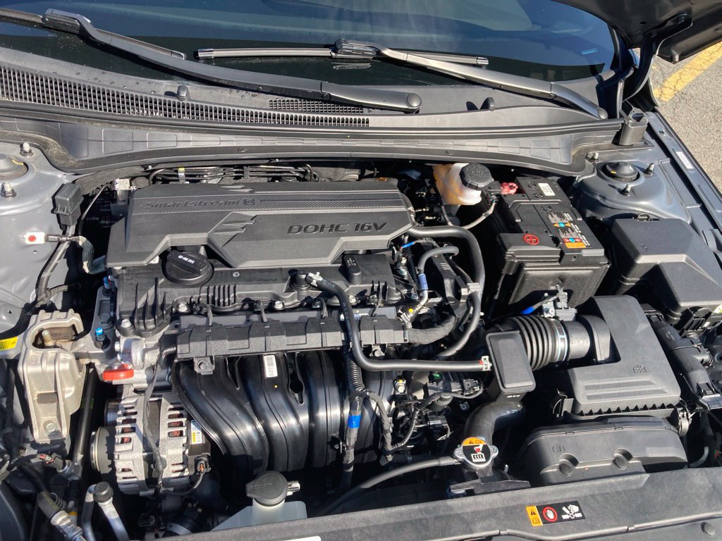 Used 2024 Hyundai Elantra SEL FWD image 26