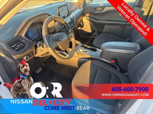 Used 2025 Ford Escape Active image 13