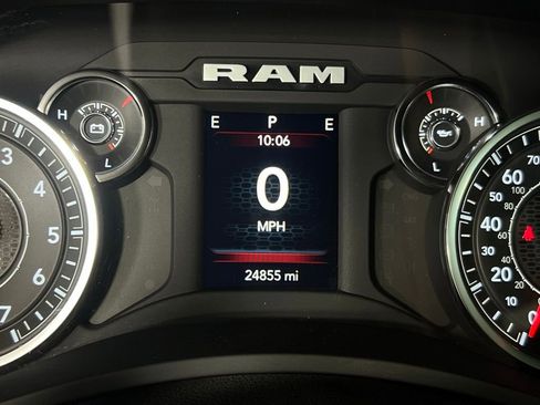 Used 2024 RAM 2500 Big Horn w/ Bed Utility Group image 12